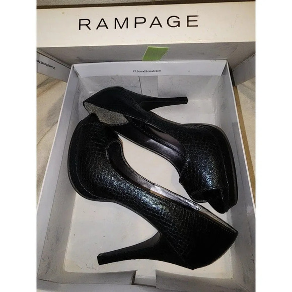 Rampage, BNIB Black Faux Snake Skin Heel, Size 8.5 - Picture 9 of 9